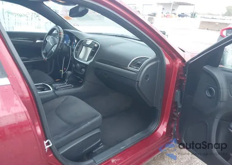 2011 Chrysler 300 from USA, damaged, VIN 2C3CA4CG3BH550418